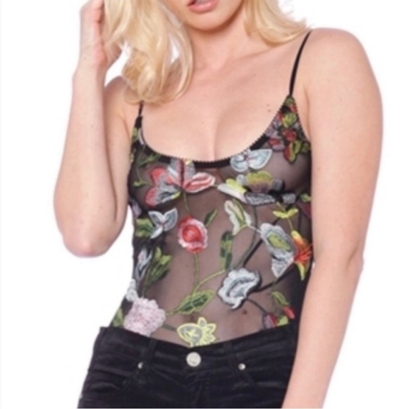 Honey Punch Sheer Embroidered Floral Bodysuit Sz S — Sheer Mesh, Floral Appliqué - Picture 5 of 16